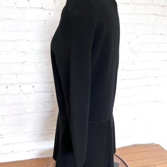 Boss - Black Fitted and Flared Sweater - Size Large  - Hugo Boss - Picture 6 of 12